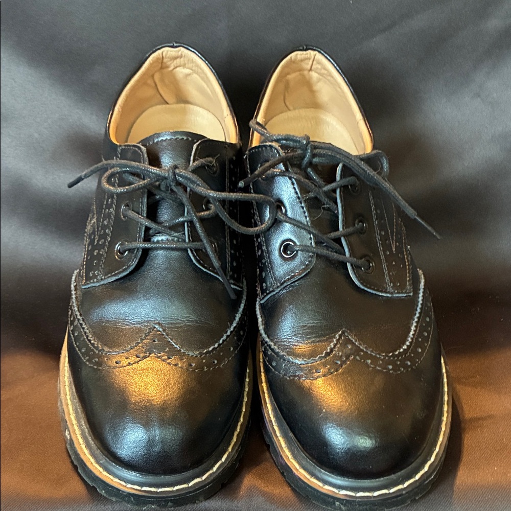 Classic Black Leather Men's Brogues